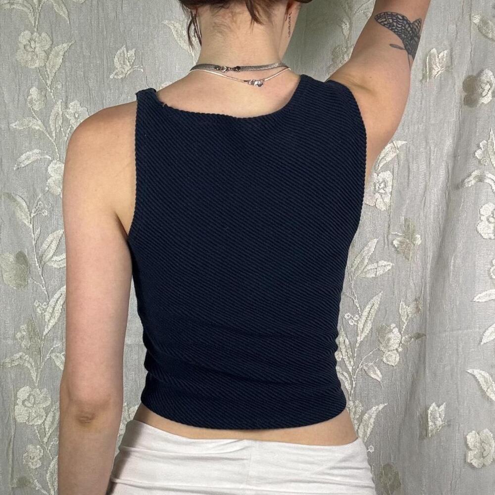 Asymmetrical Tank Top - Picture 2 of 8